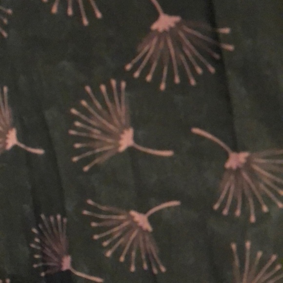 Lularoe Joy - Picture 2 of 3